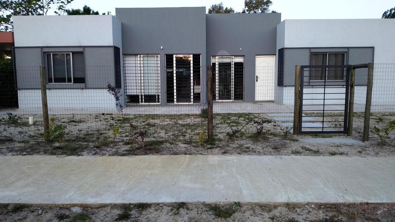 Casa Las Toscas 2 Dorm Fondo, Parrillero A 4 Cuadras De Playa Exterior photo